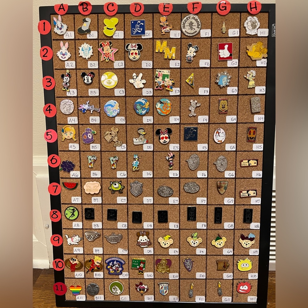 Disney pins